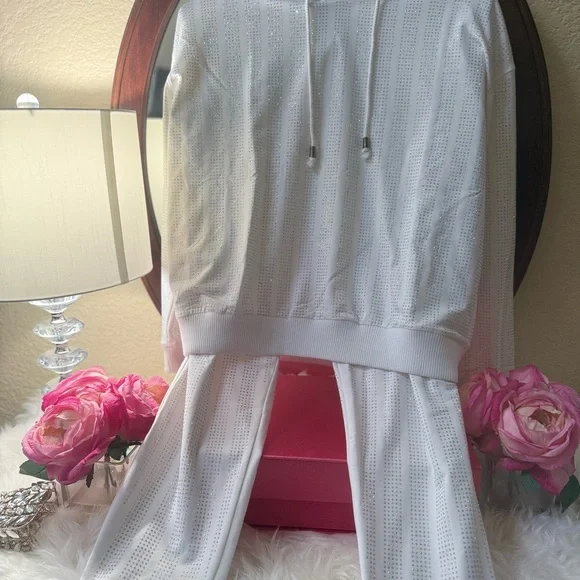 Plus Size (Luxury Curvy) White Rhinestone Hoodie and Pants Set - Picture 2 of 11
